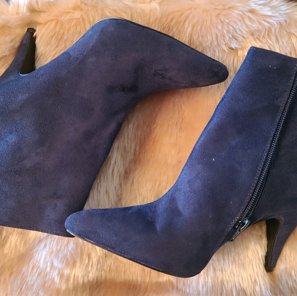 NIB Carlos Santana Mandarin Ankle Boots